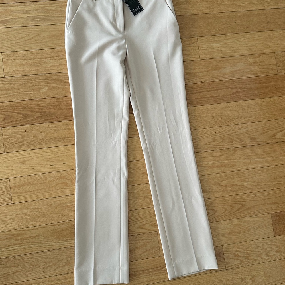 MENNE Slim Straight Dress Pants in Off-White